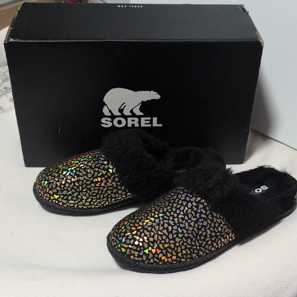 Sorel Nakiska Slide II Iridescent & Black Suede Slippers Youth Size 2